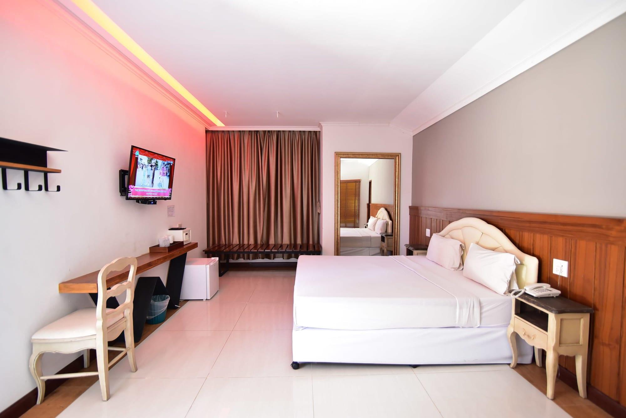 Fantasy Resort Nakhon Sawan Exterior foto